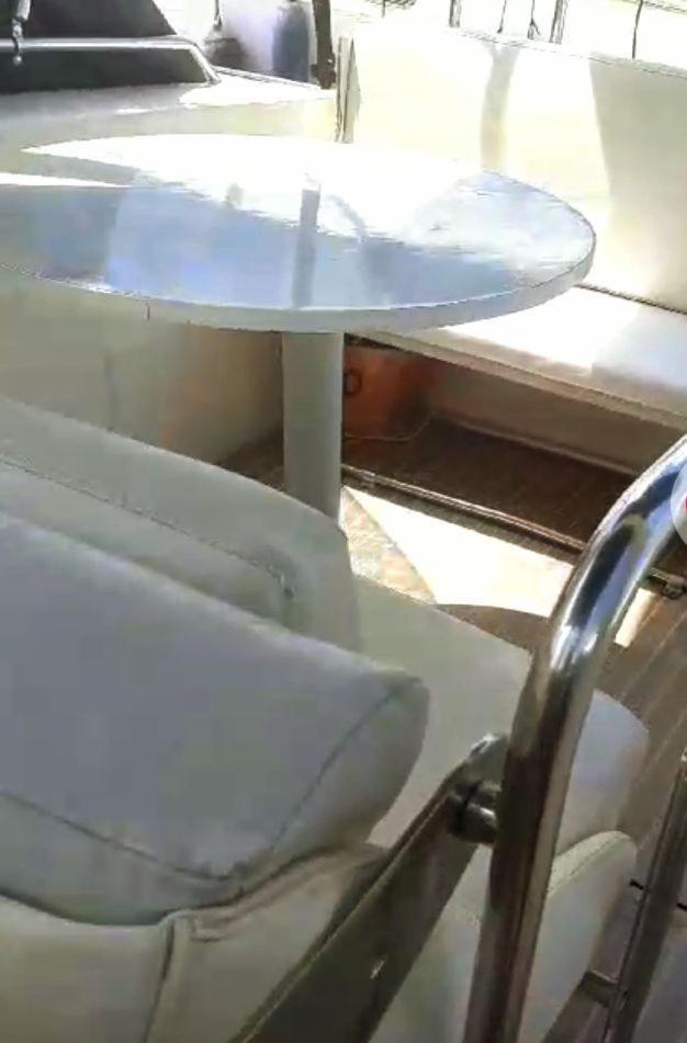 El Barco De Las Fiestas Sant Adrià de Besòs Eksteriør billede